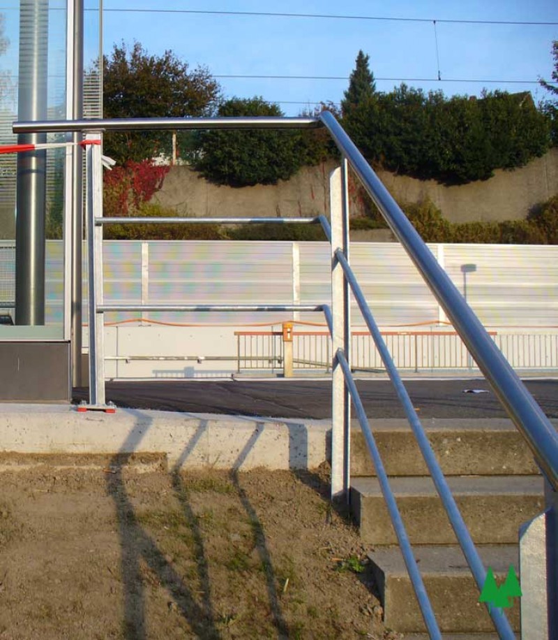 Handlauf-Geländer – Kaderli AG – Gartenbau